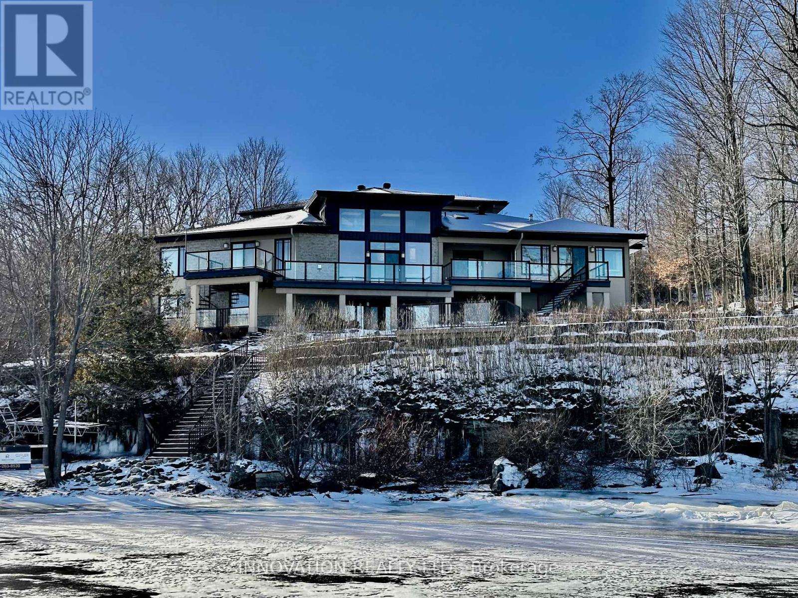 325 BERRY SIDE ROAD, Ottawa, Ontario