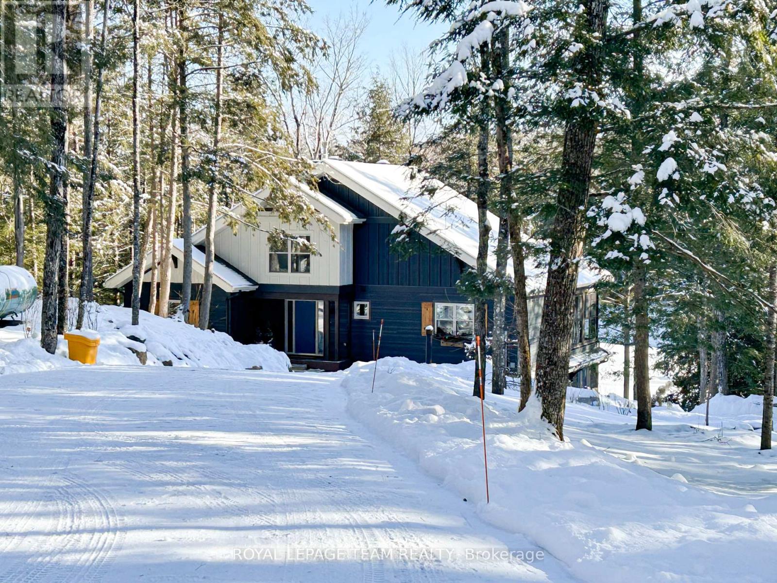 121 CHARLIES LANE, Greater Madawaska, Ontario