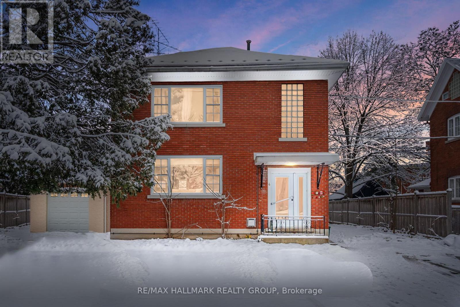 4 MARY STREET, Perth, Ontario