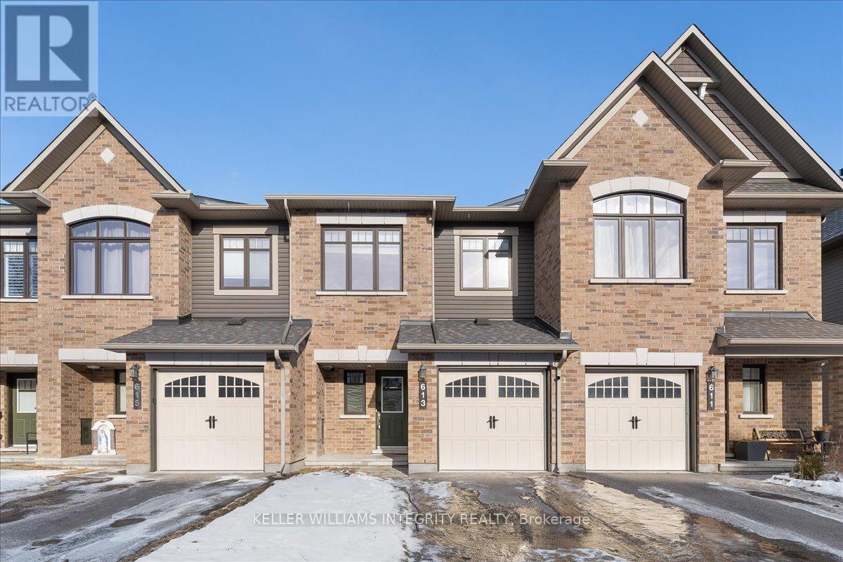 613 PETRICHOR CRESCENT, Ottawa, Ontario