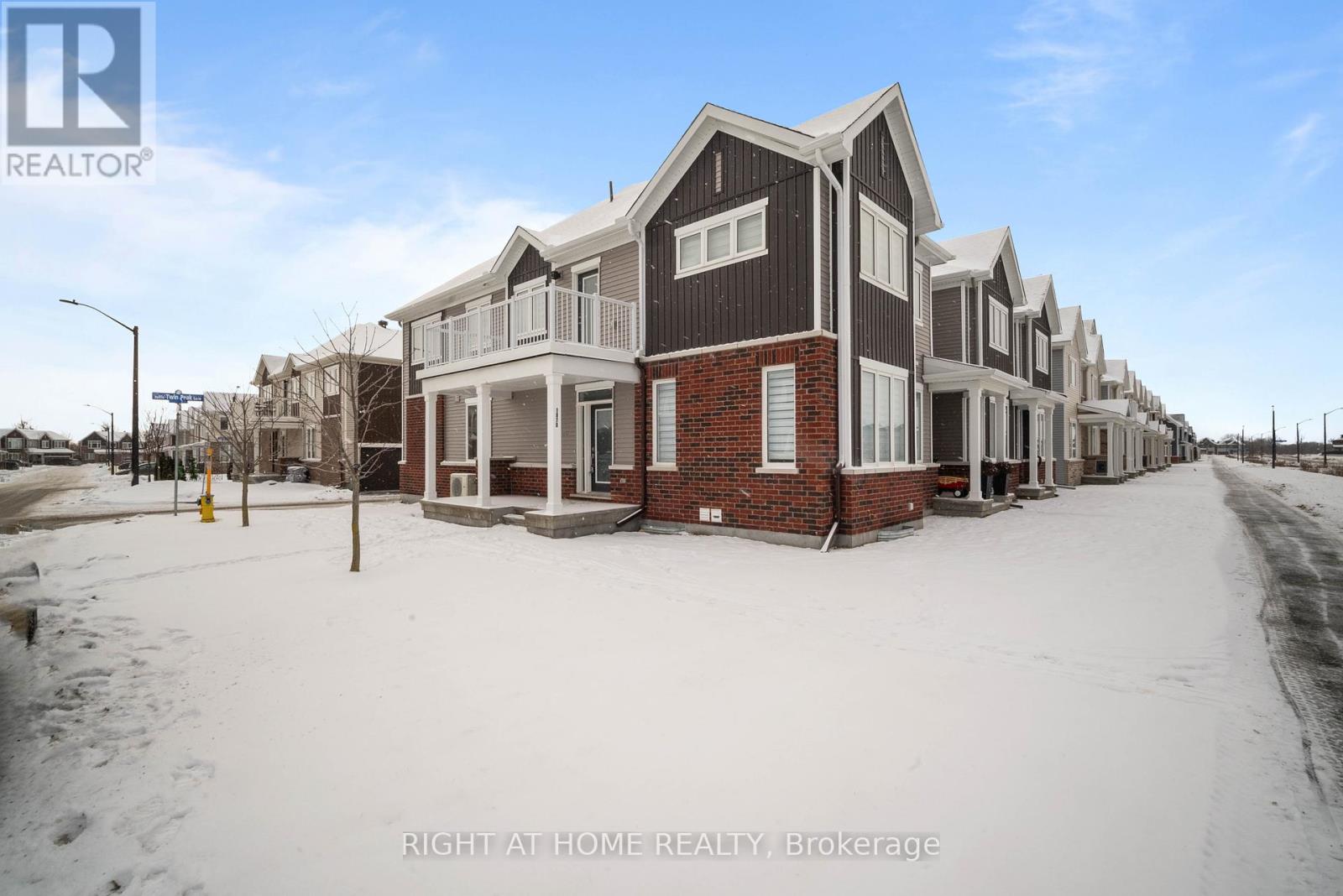 1070 CHAPMAN MILLS DRIVE, Ottawa, Ontario