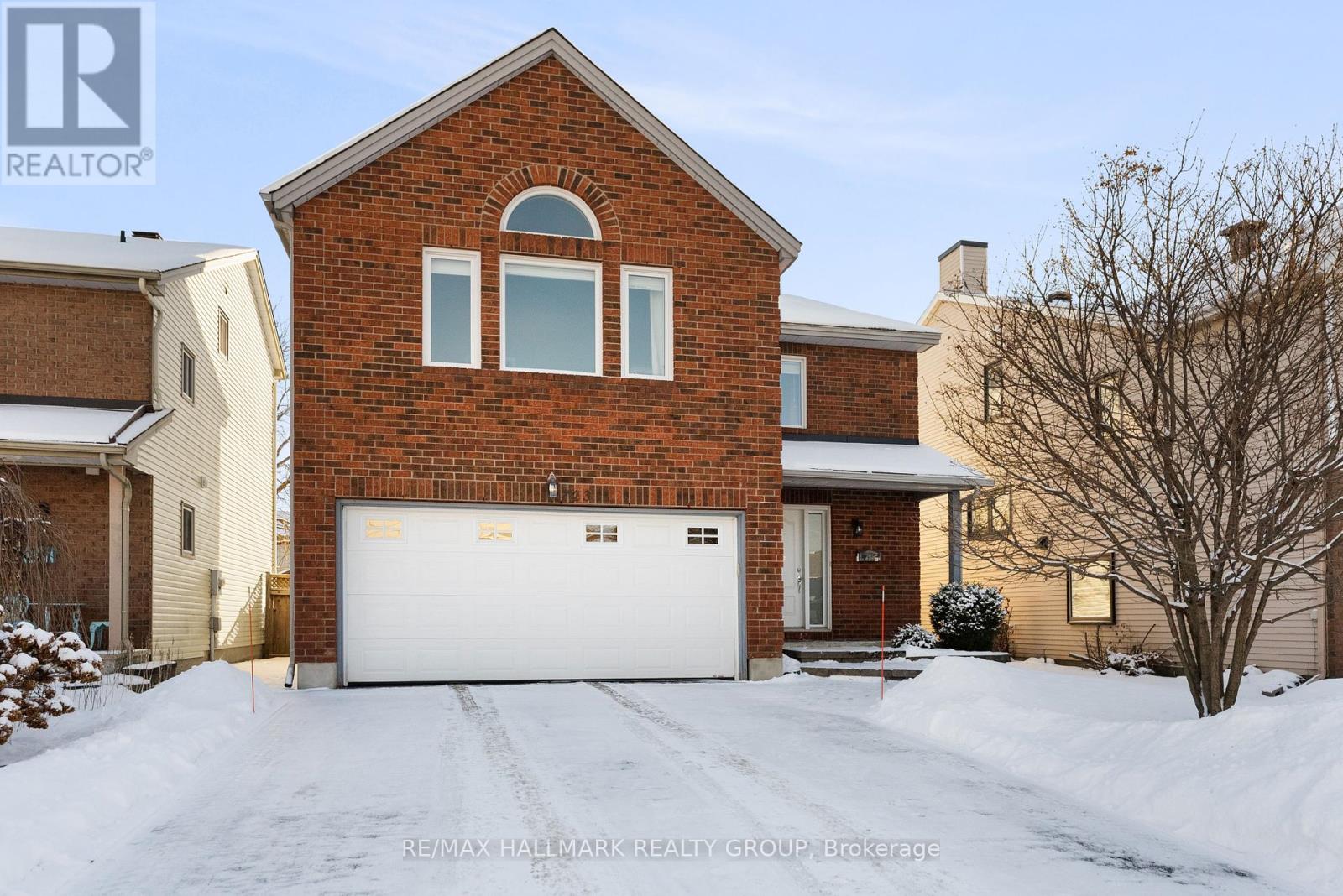 723 BROME CRESCENT, Ottawa, Ontario