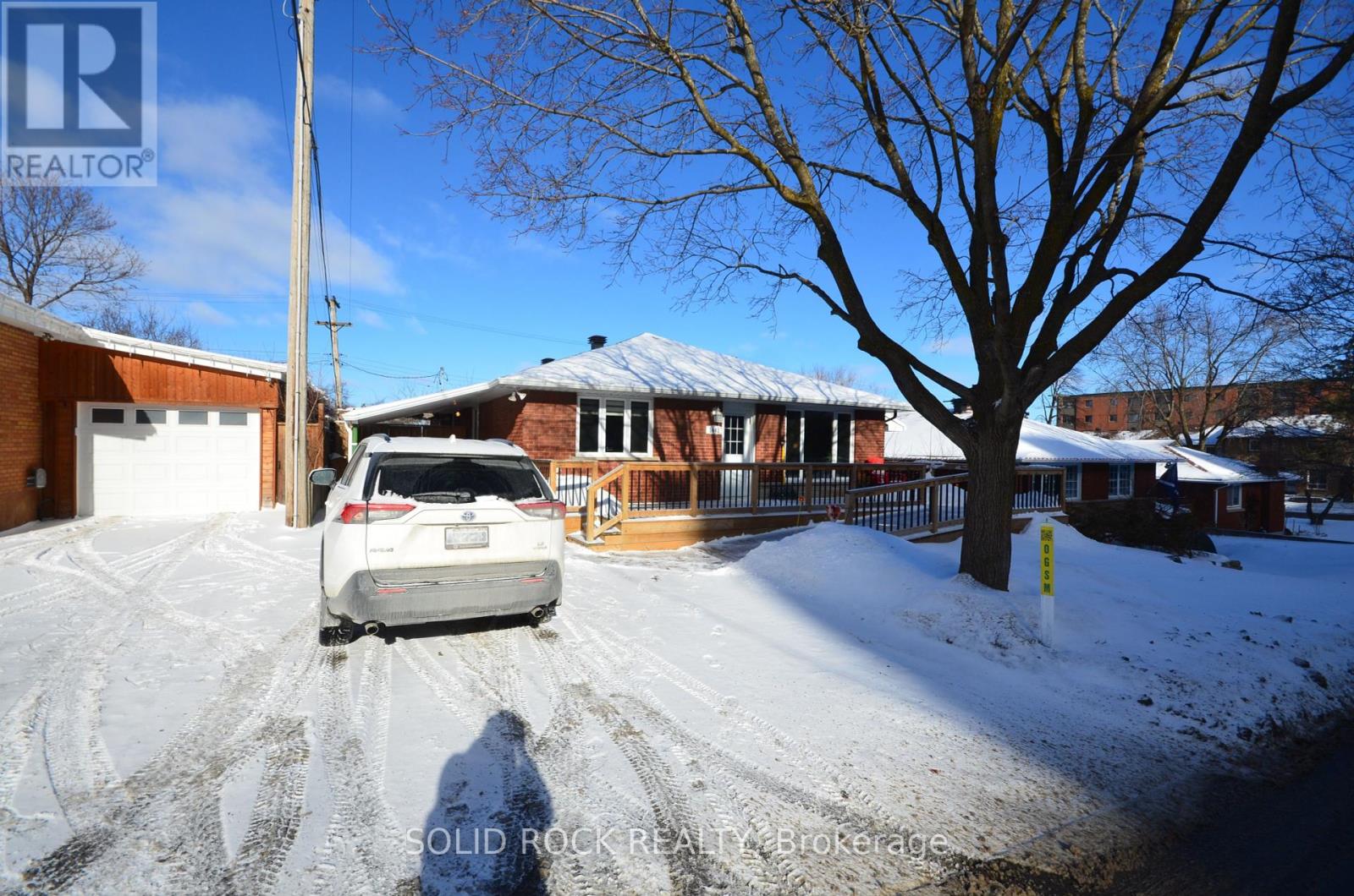 B - 1441 EDGECLIFFE AVENUE, Ottawa, Ontario