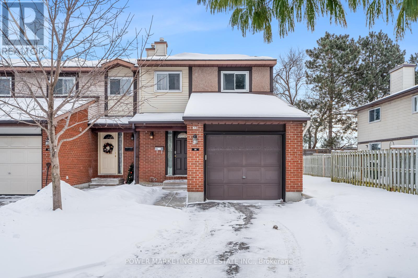 98 CLARKSON CRESCENT, Ottawa, Ontario