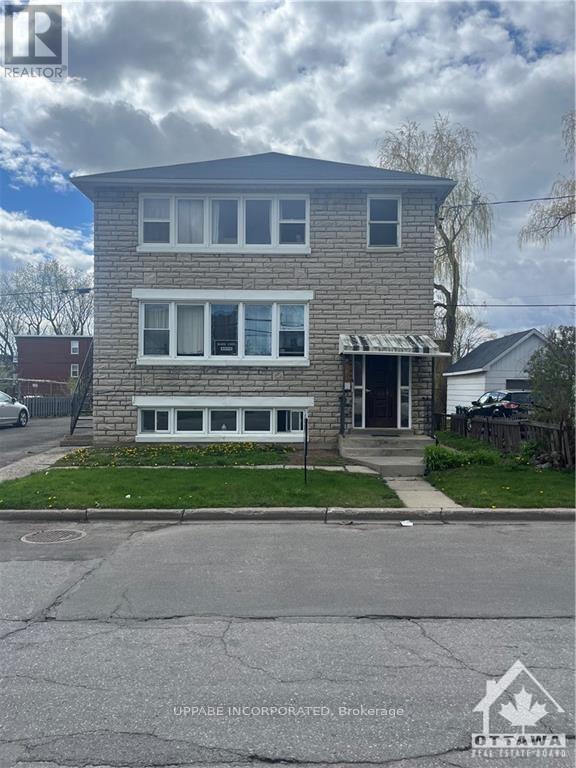 382 BRANT STREET, Ottawa, Ontario