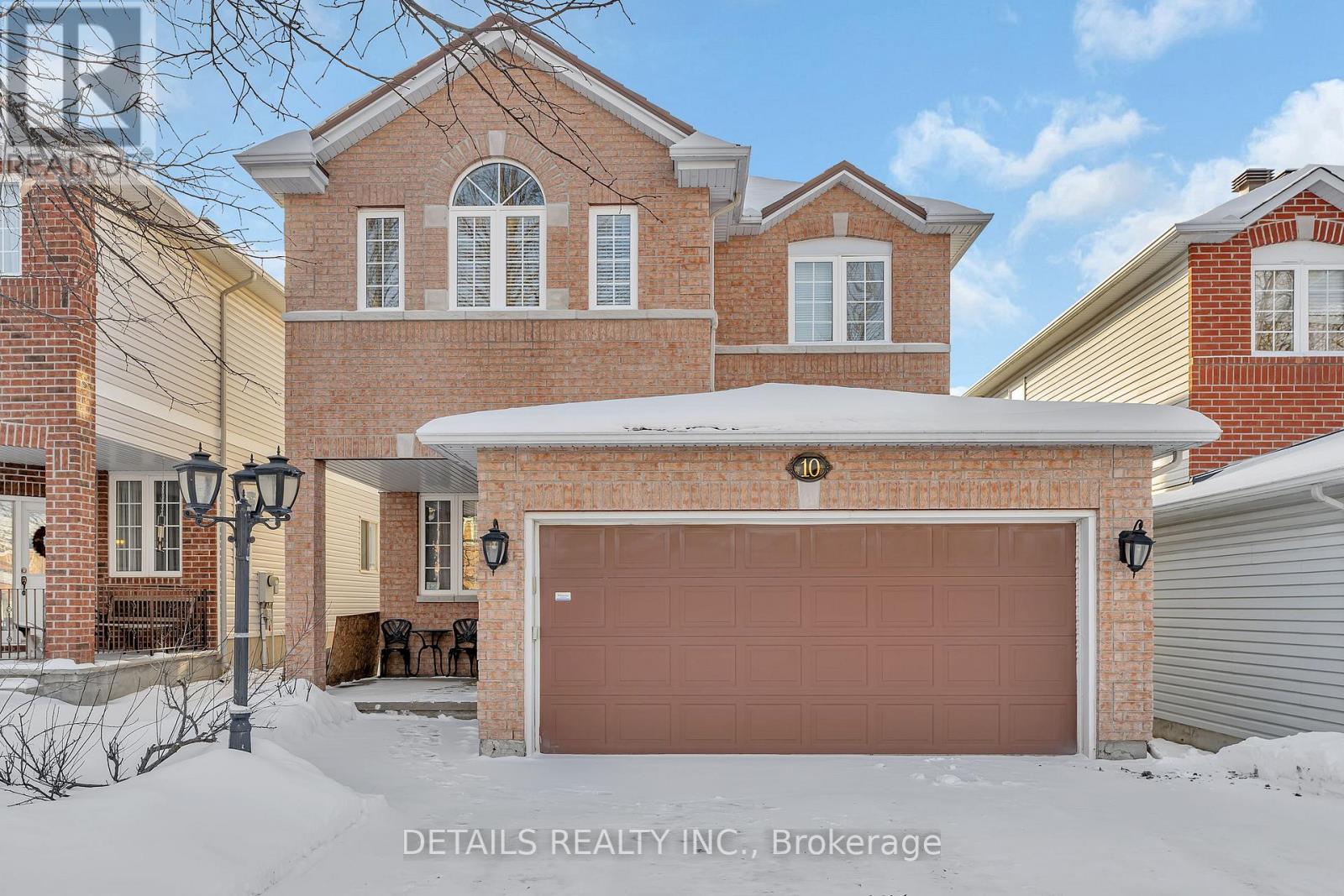 10 NORTH HARROW DRIVE, Ottawa, Ontario