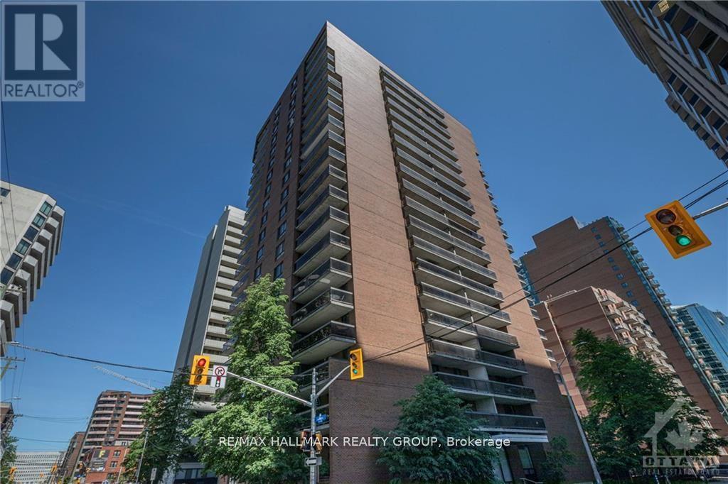 205 - 475 LAURIER AVENUE W, Ottawa, Ontario