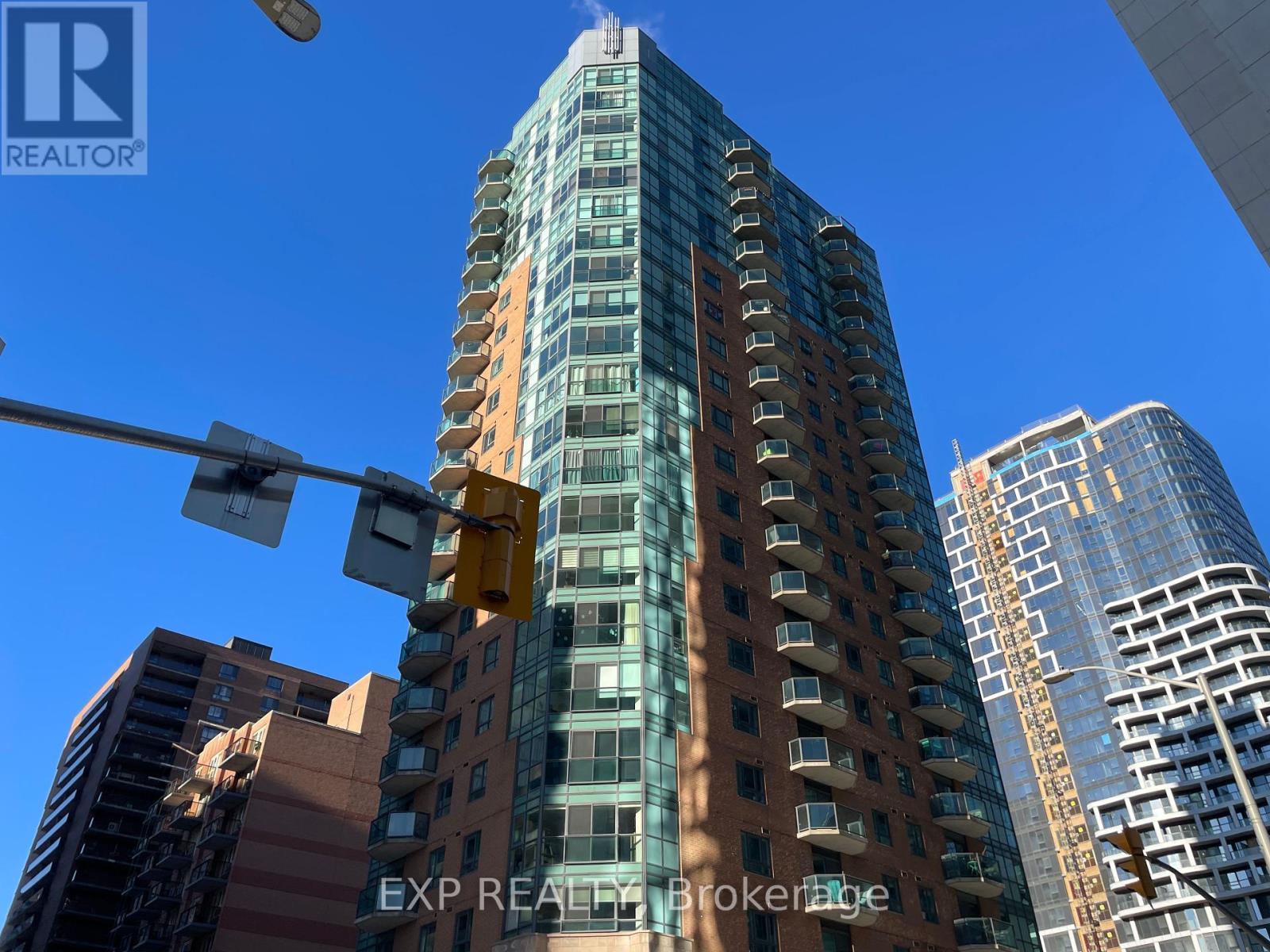 2303 - 445 LAURIER AVENUE W, Ottawa, Ontario