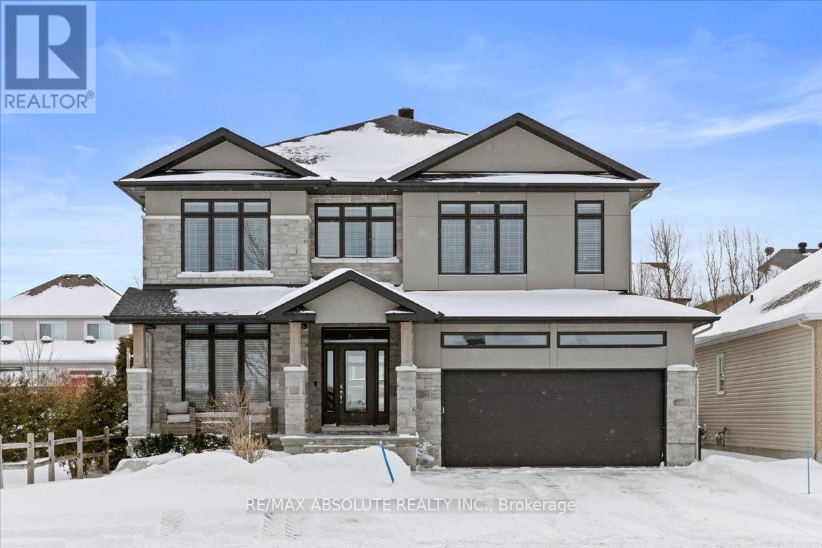 838 ROCKSON CRESCENT, Ottawa, Ontario