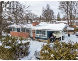 935 GOREN AVENUE, Ottawa, Ontario