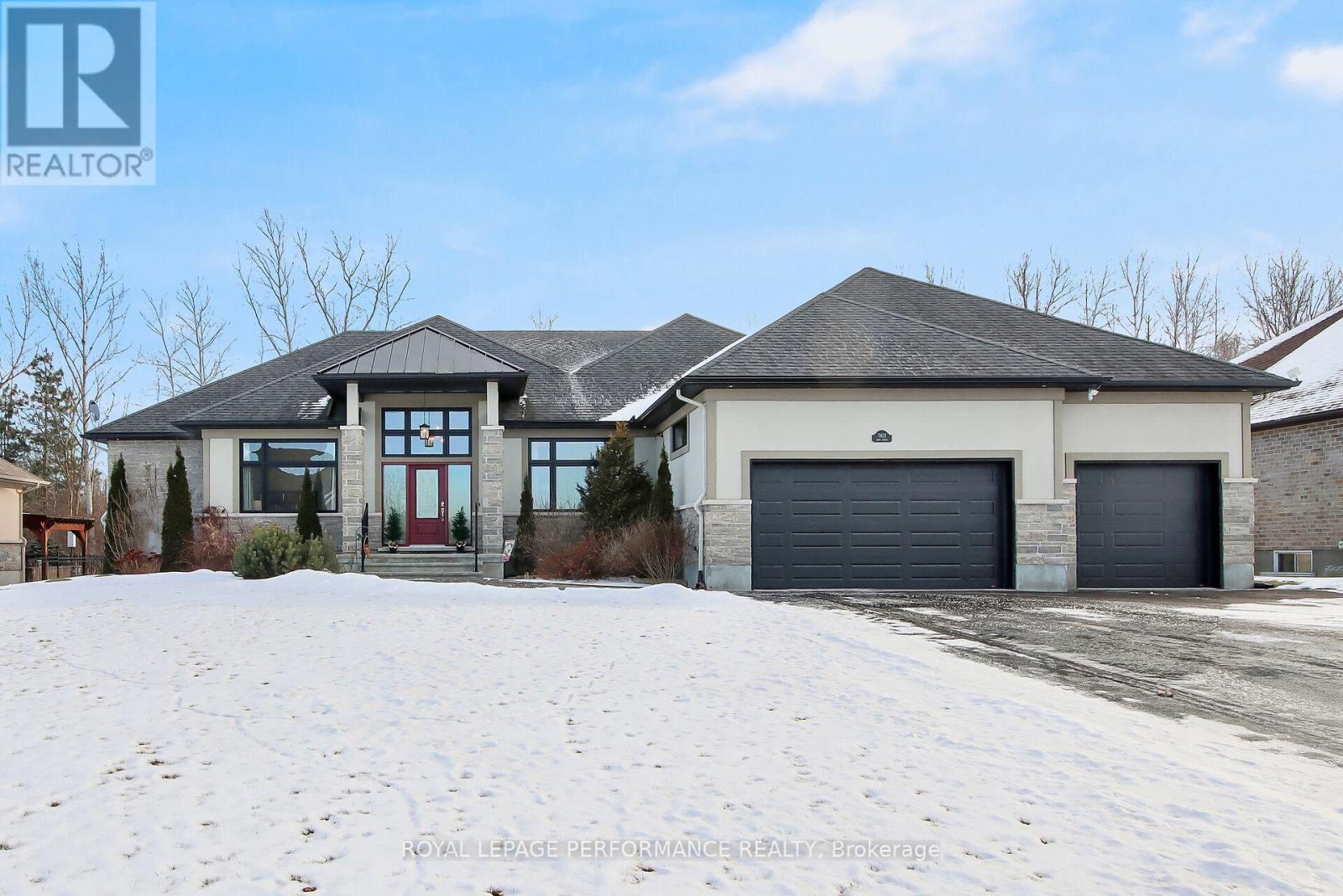 7412 BLUE WATER CRESCENT, Ottawa, Ontario