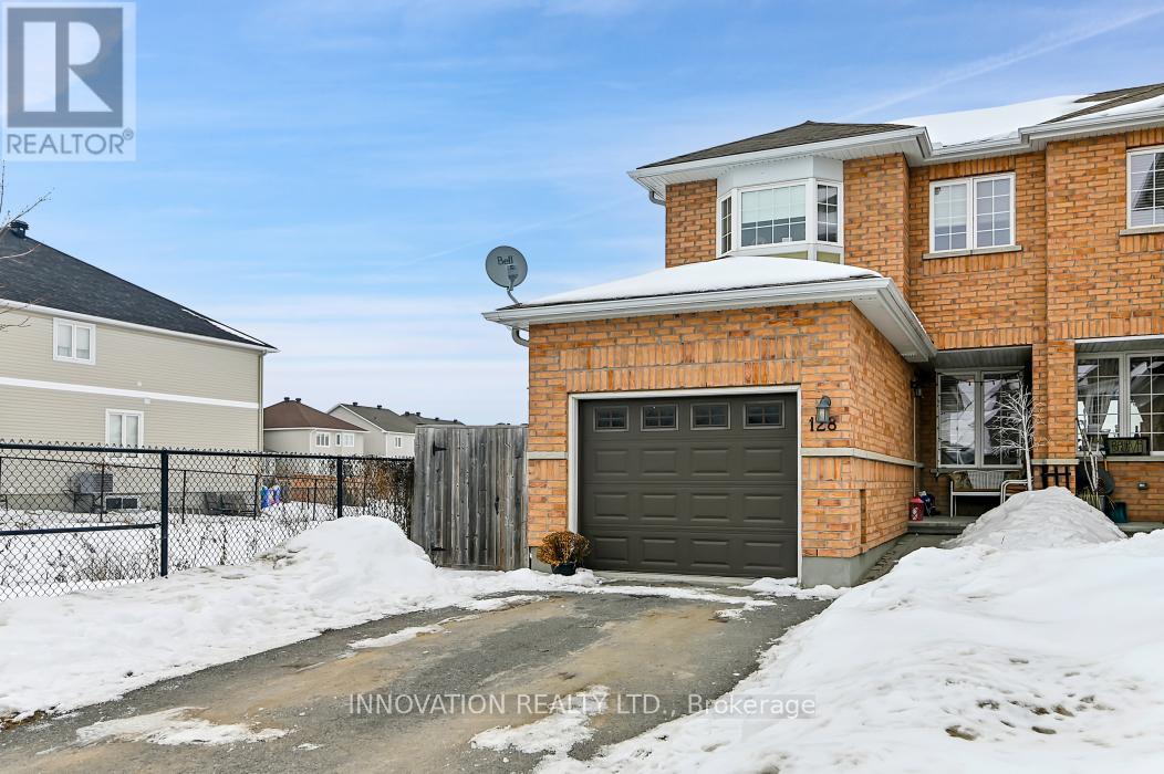 128 DESMOND TRUDEAU DRIVE, Arnprior, Ontario