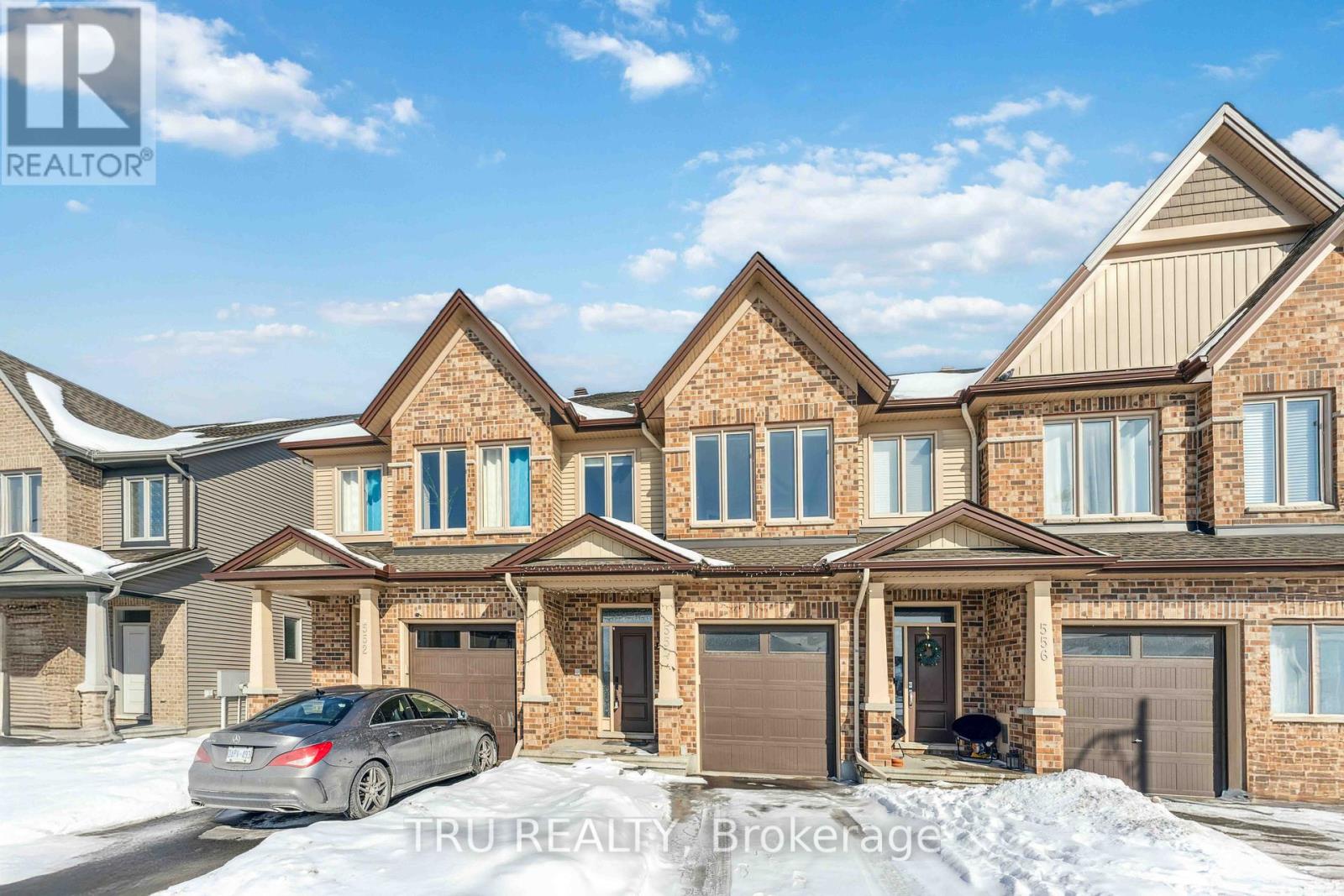 554 EDENWYLDE DRIVE, Ottawa, Ontario