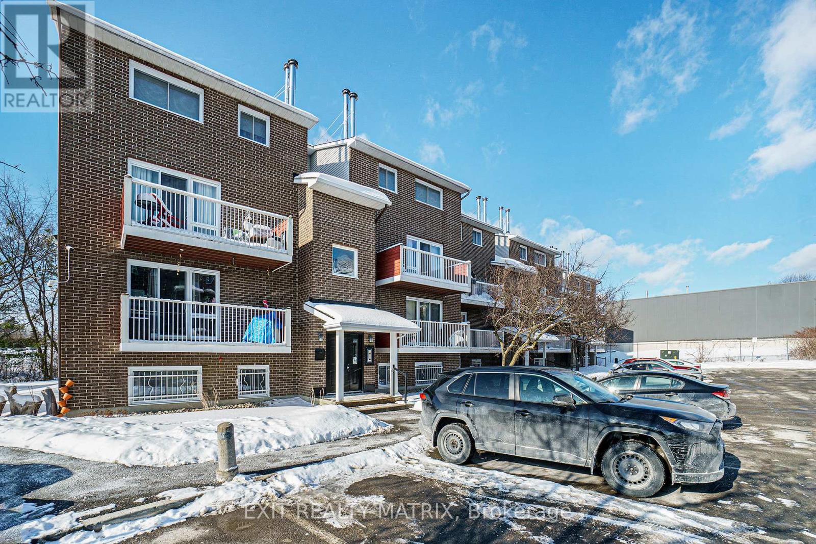 1589 ST BERNARD STREET, Ottawa, Ontario