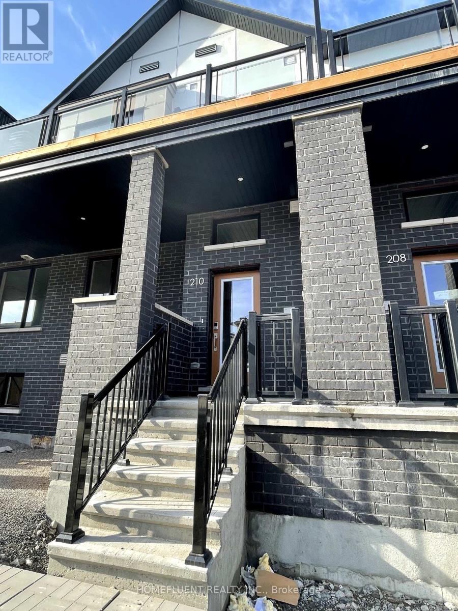 210 SPECKLED ALDER ROW, Ottawa, Ontario