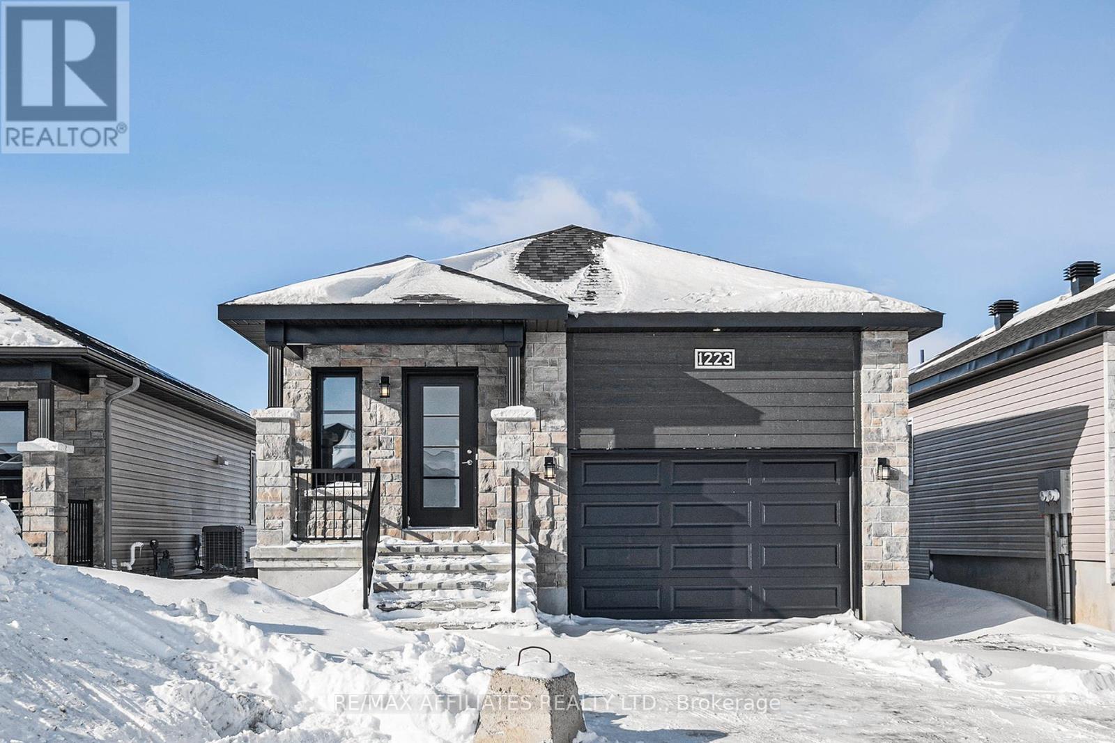 1223 MONTBLANC CRESCENT, Russell, Ontario