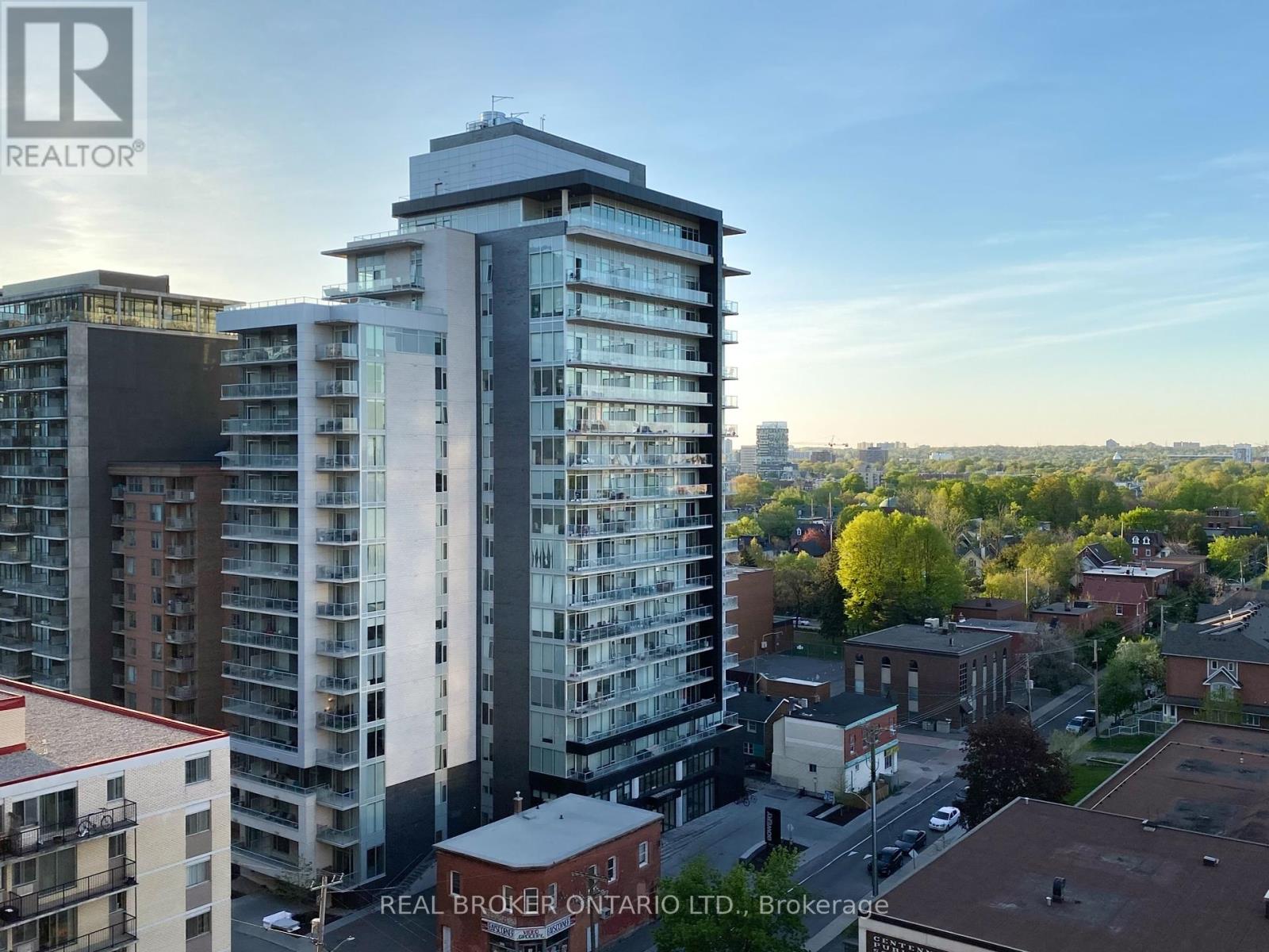 1113 - 255 BAY STREET, Ottawa, Ontario