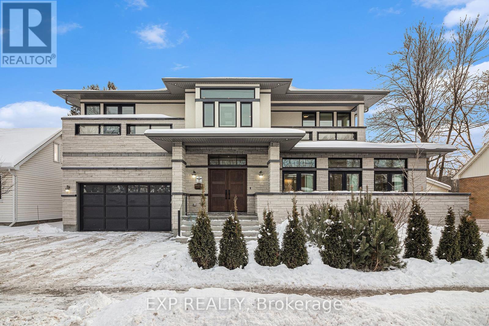 586 PLEASANT PARK ROAD, Ottawa, Ontario