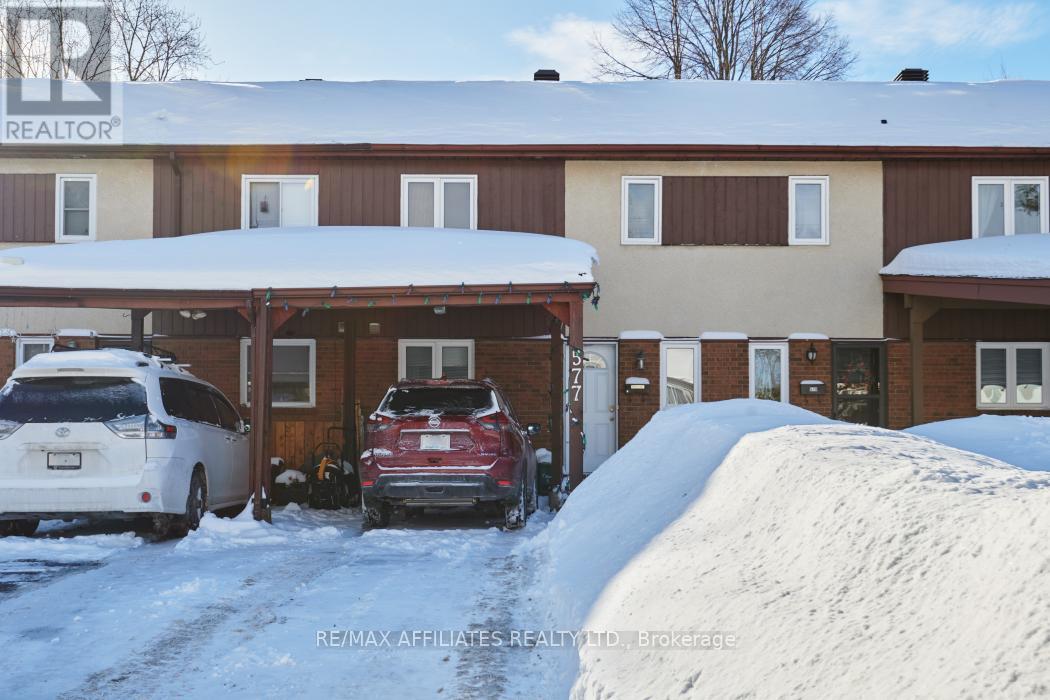 577 SEYTON DRIVE, Ottawa, Ontario