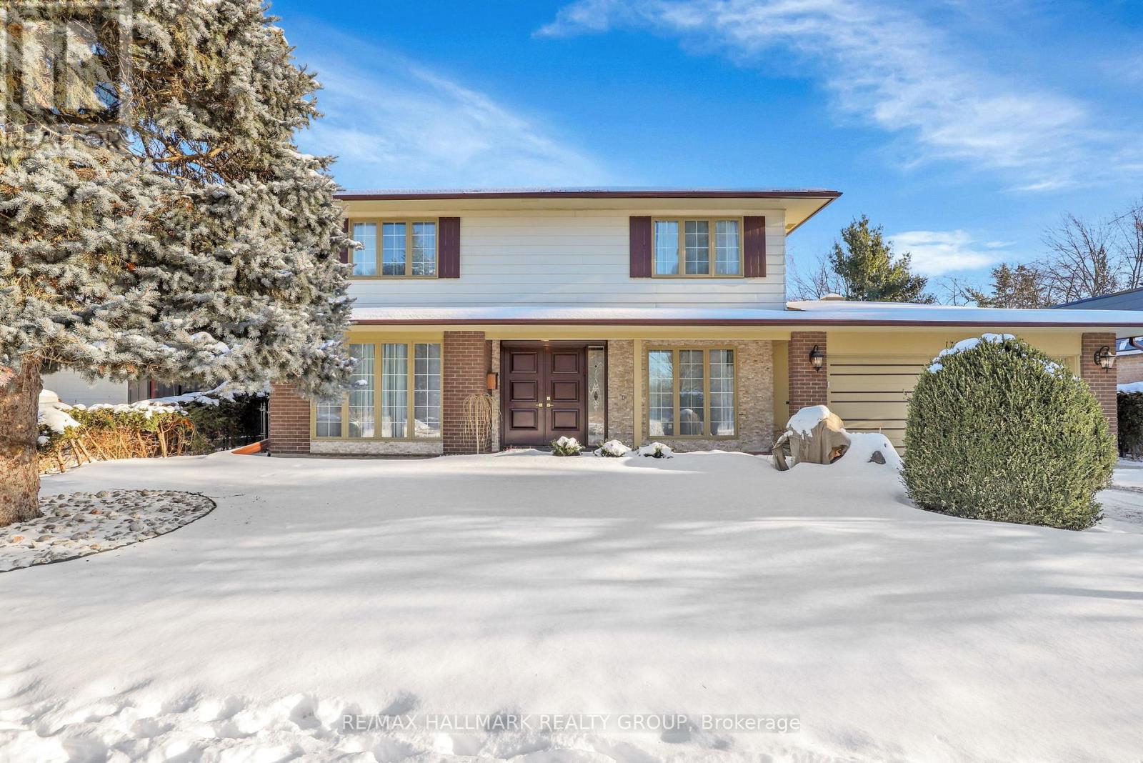 1712 PLAYFAIR DRIVE, Ottawa, Ontario