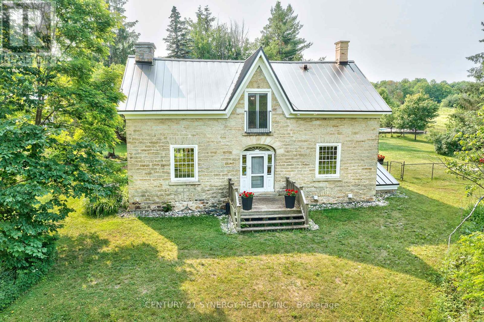 207 ALLANS MILL ROAD, Tay Valley, Ontario