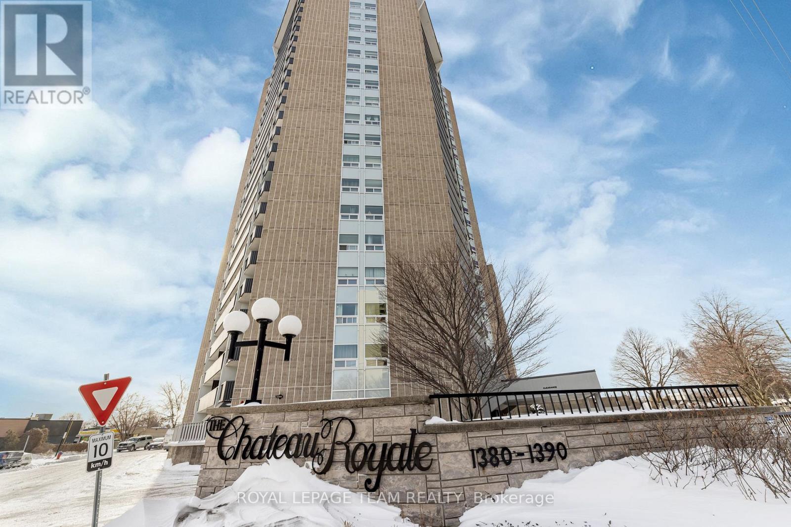 2402 - 1380 PRINCE OF WALES DRIVE, Ottawa, Ontario