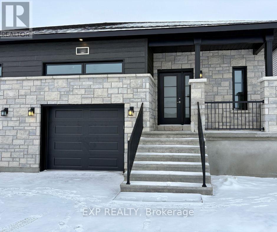 A - 919 CHABLIS CRESCENT, Russell, Ontario