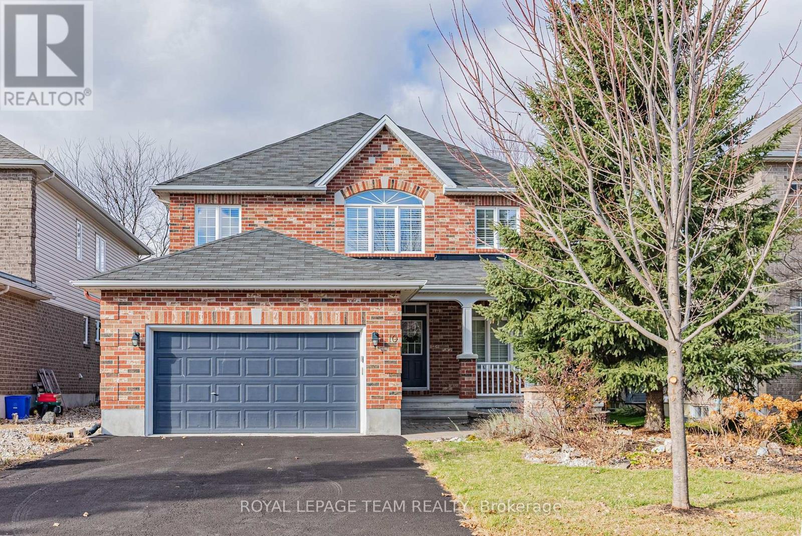 10 MANNING COURT, Ottawa, Ontario