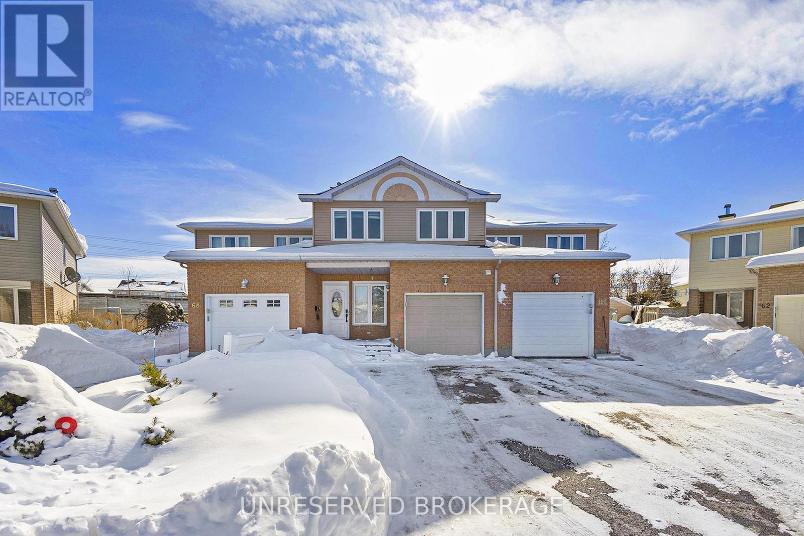 66 SCARLET COURT, Ottawa, Ontario