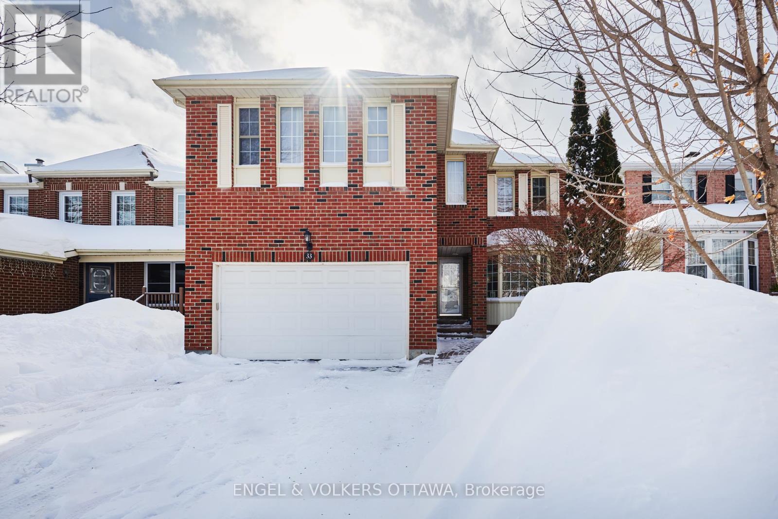 33 MORGAN'S GRANT WAY, Ottawa, Ontario