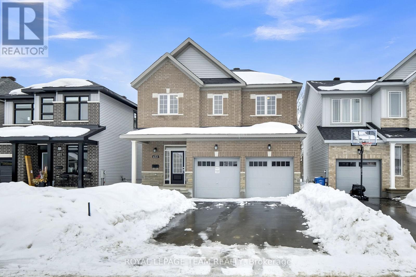 653 PERSIMMON WAY, Ottawa, Ontario