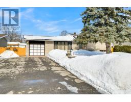 7 BEAVERTON AVENUE, Ottawa, Ontario