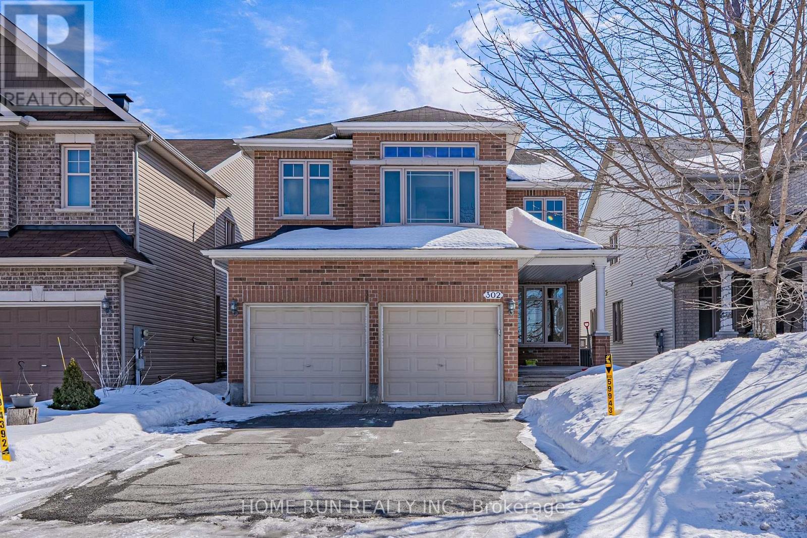 302 LAUGHLIN CIRCLE, Ottawa, Ontario