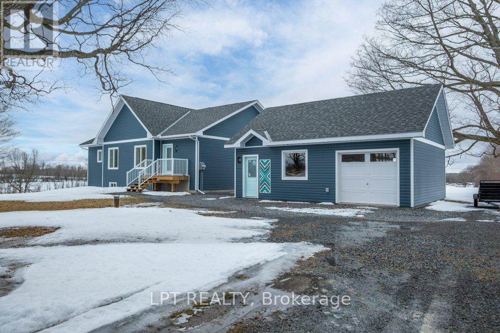 272 9TH CONCESSION ROAD, Rideau Lakes, Ontario