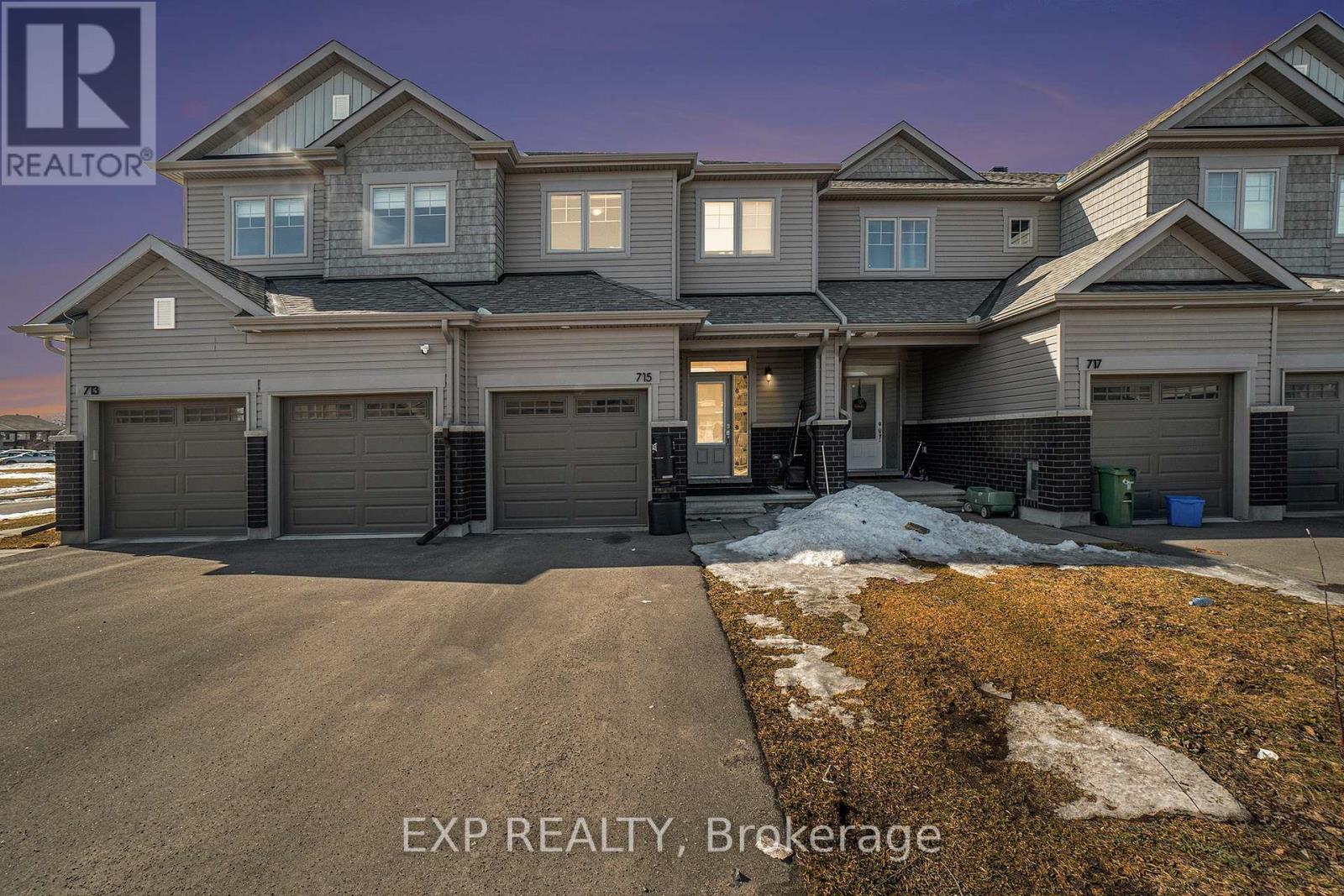 715 MIIKANA ROAD, Ottawa, Ontario