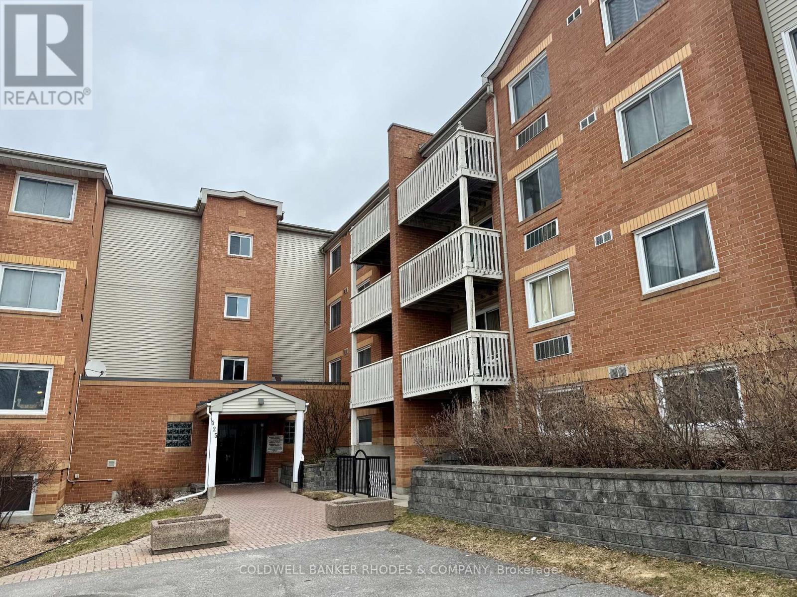 302 - 325 CENTRUM BOULEVARD, Ottawa, Ontario