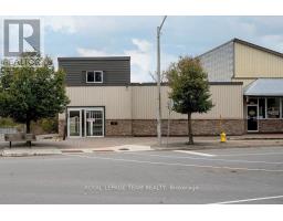 433 DONALD B MUNRO DRIVE, Ottawa, Ontario