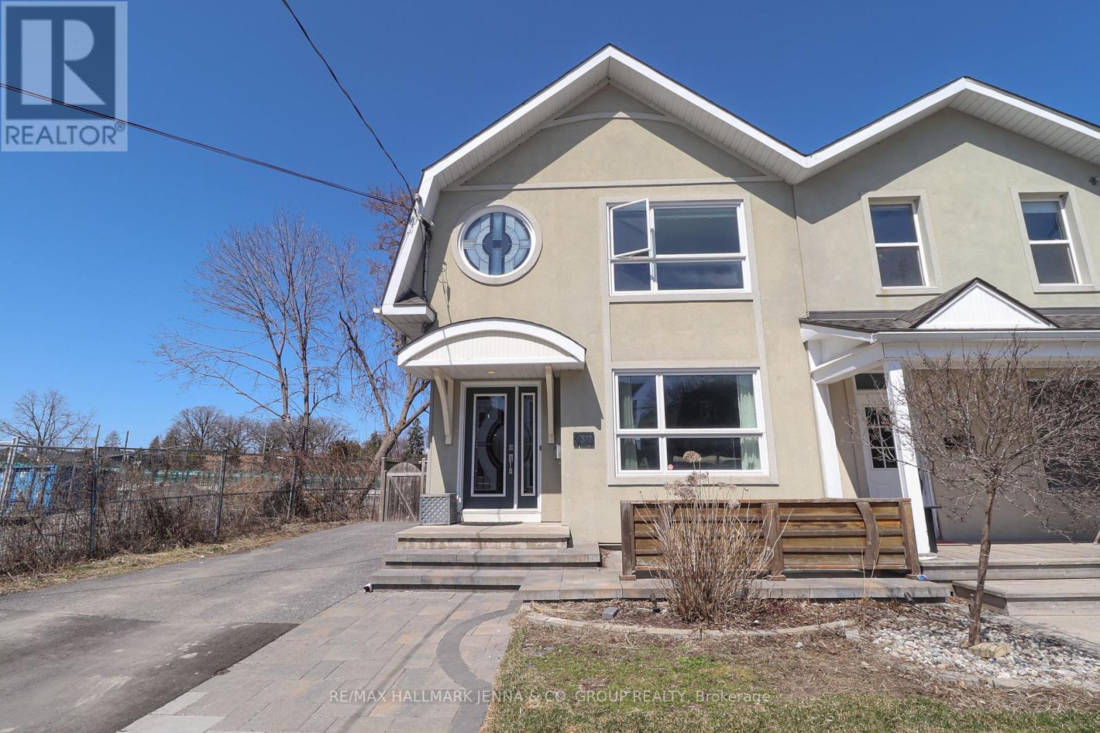 377 WILMONT AVENUE, Ottawa, Ontario