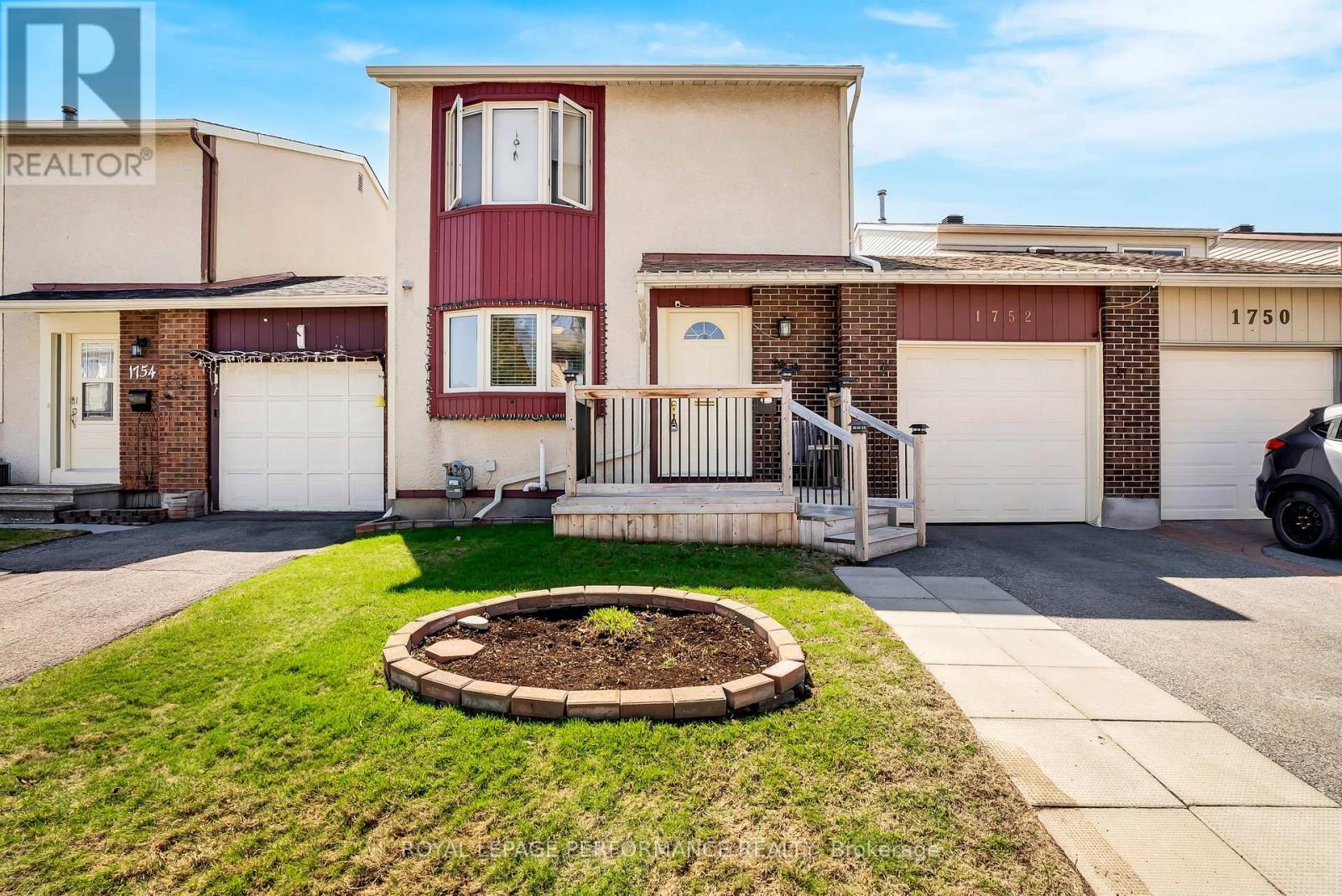 1752 LAFRANCE DRIVE, Ottawa, Ontario