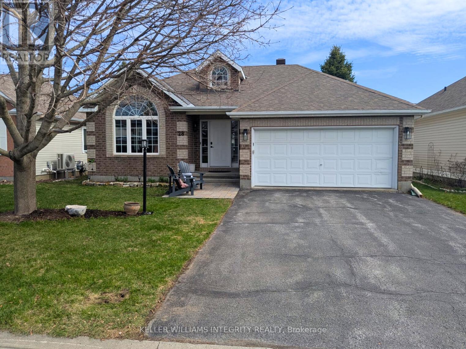 28 ALON STREET, Ottawa, Ontario