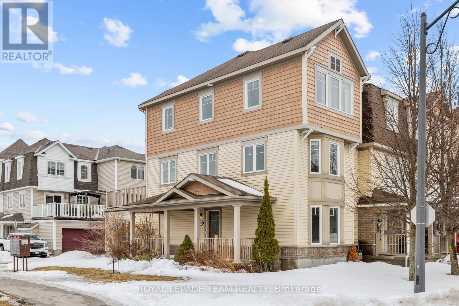 2700 GRAND CANAL STREET, Ottawa, Ontario