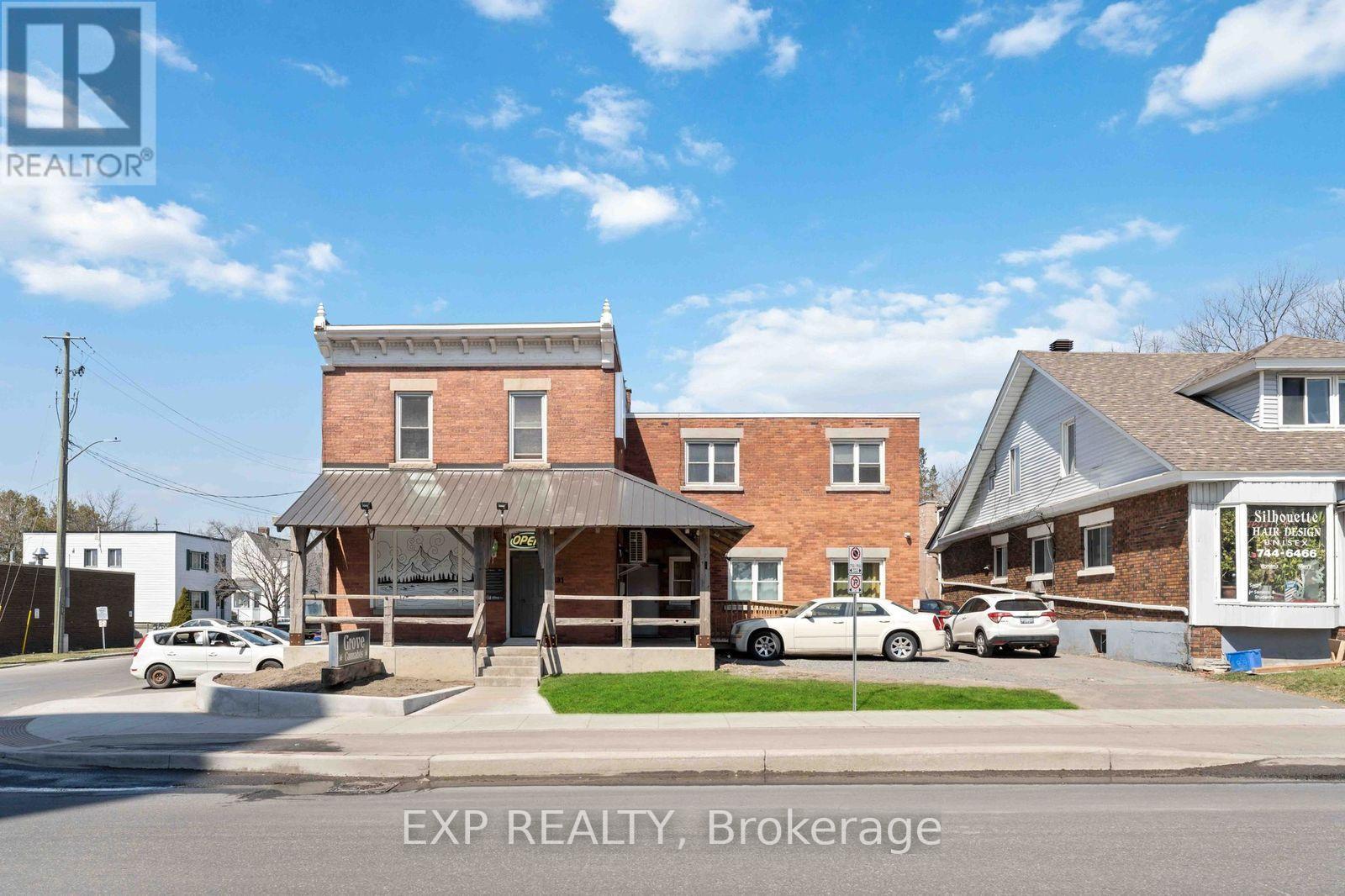 381-383 MONTREAL ROAD, Ottawa, Ontario