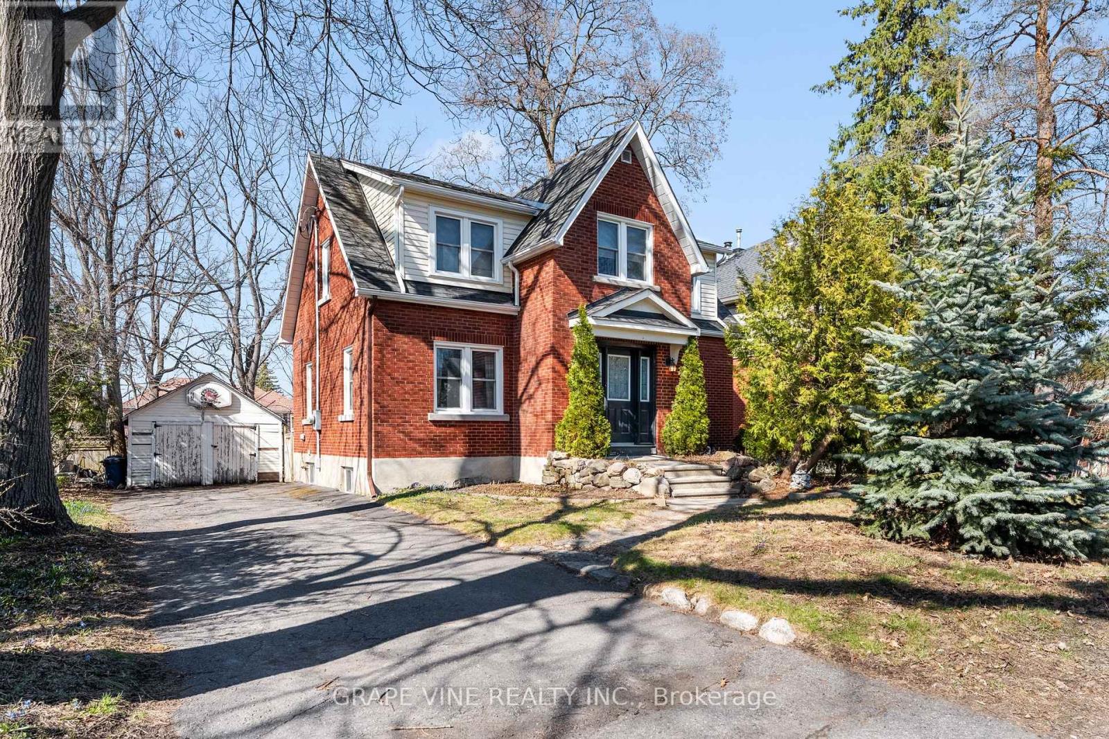 369 PLEASANT PARK ROAD, Ottawa, Ontario