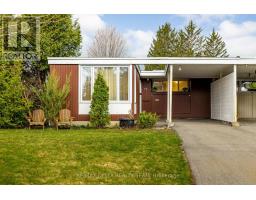 22 BEDALE DRIVE, Ottawa, Ontario