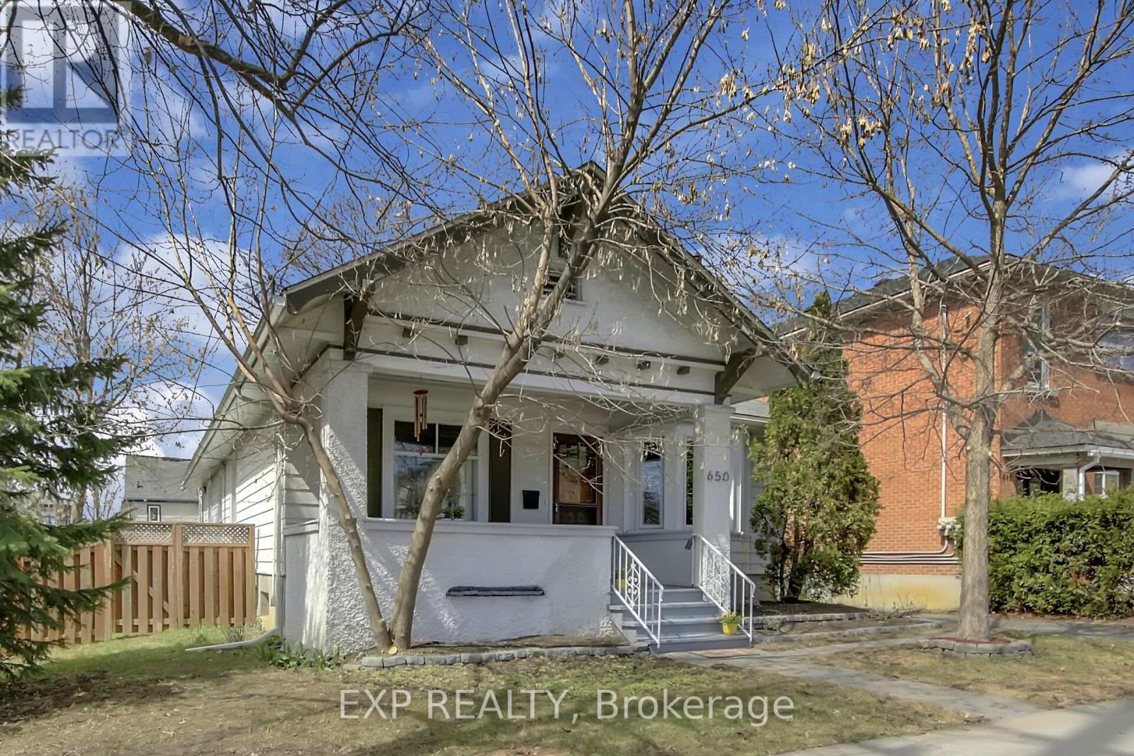 650 CHURCHILL AVENUE N, Ottawa, Ontario