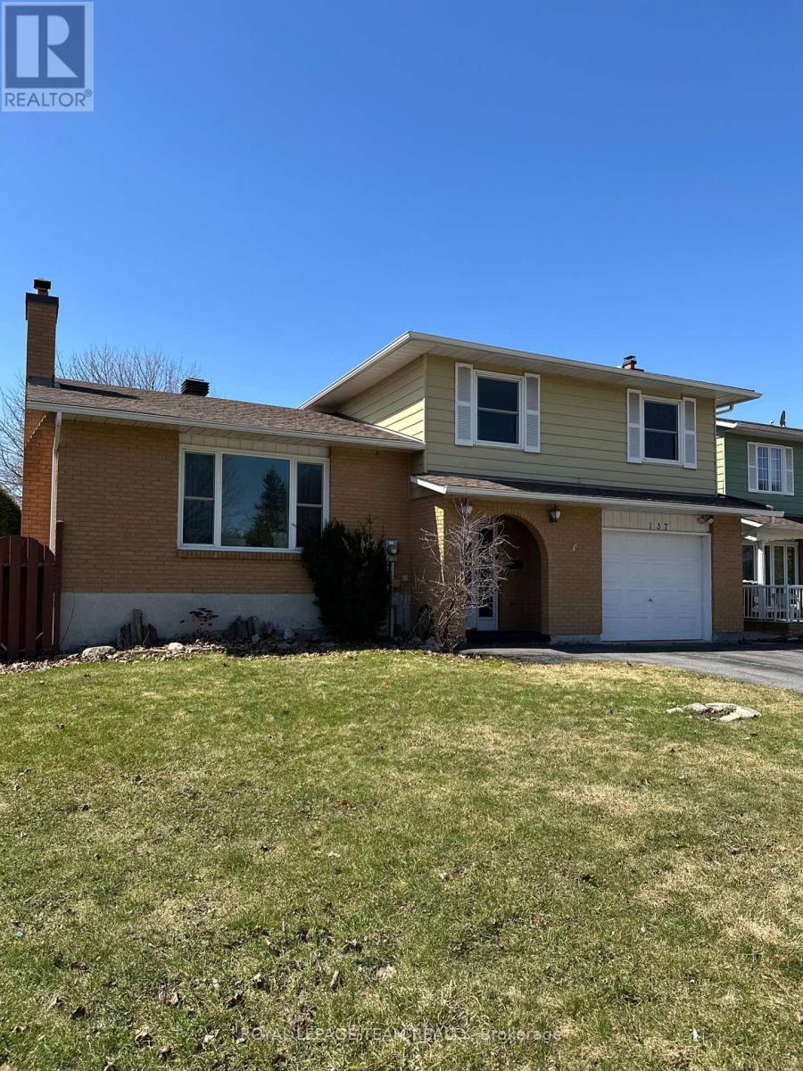 137 ORIOLE AVENUE, Ottawa, Ontario