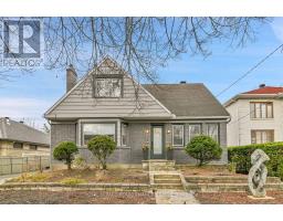 328 PLEASANT PARK ROAD, Ottawa, Ontario