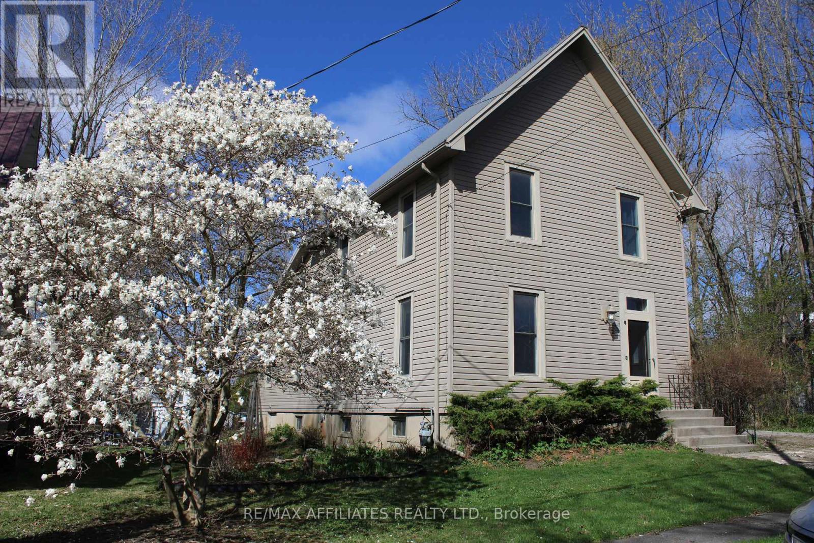 2 ISAAC STREET, Athens, Ontario