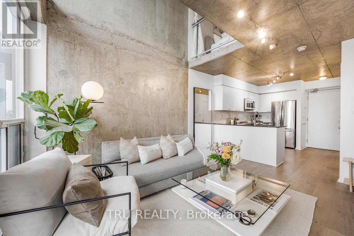 841 - 1029 KING STREET W, Toronto, Ontario