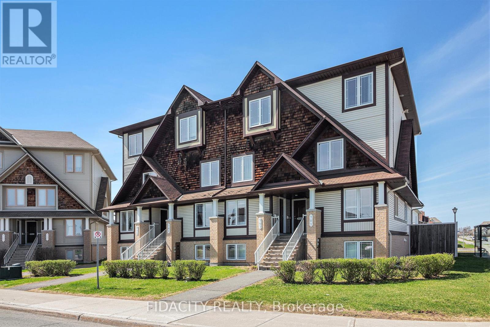 3 - 711 LAKERIDGE DRIVE, Ottawa, Ontario